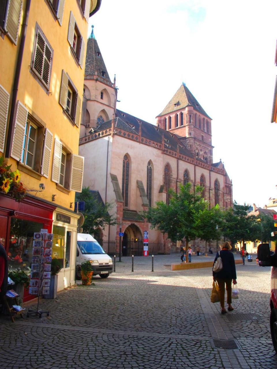 Citycosy Strasbourg - Budget St Thomas Serruriers エクステリア 写真